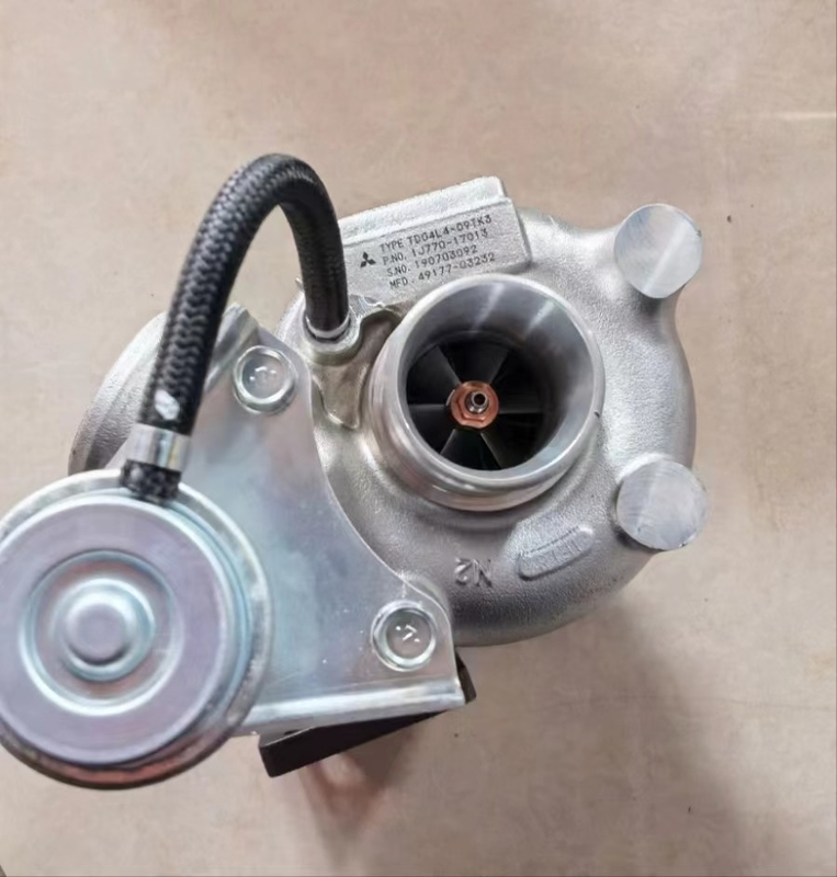 V3307 turbocompresor 49177-03230 1J770-17013 49177-03232 del tractor TD04L409TK3 Kubota